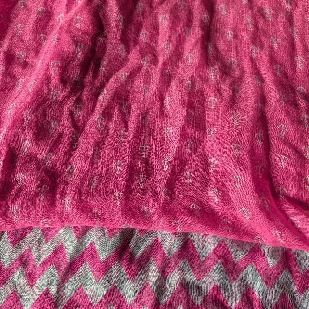 EUC Rue21 Pink White Infinity Scarf O/S